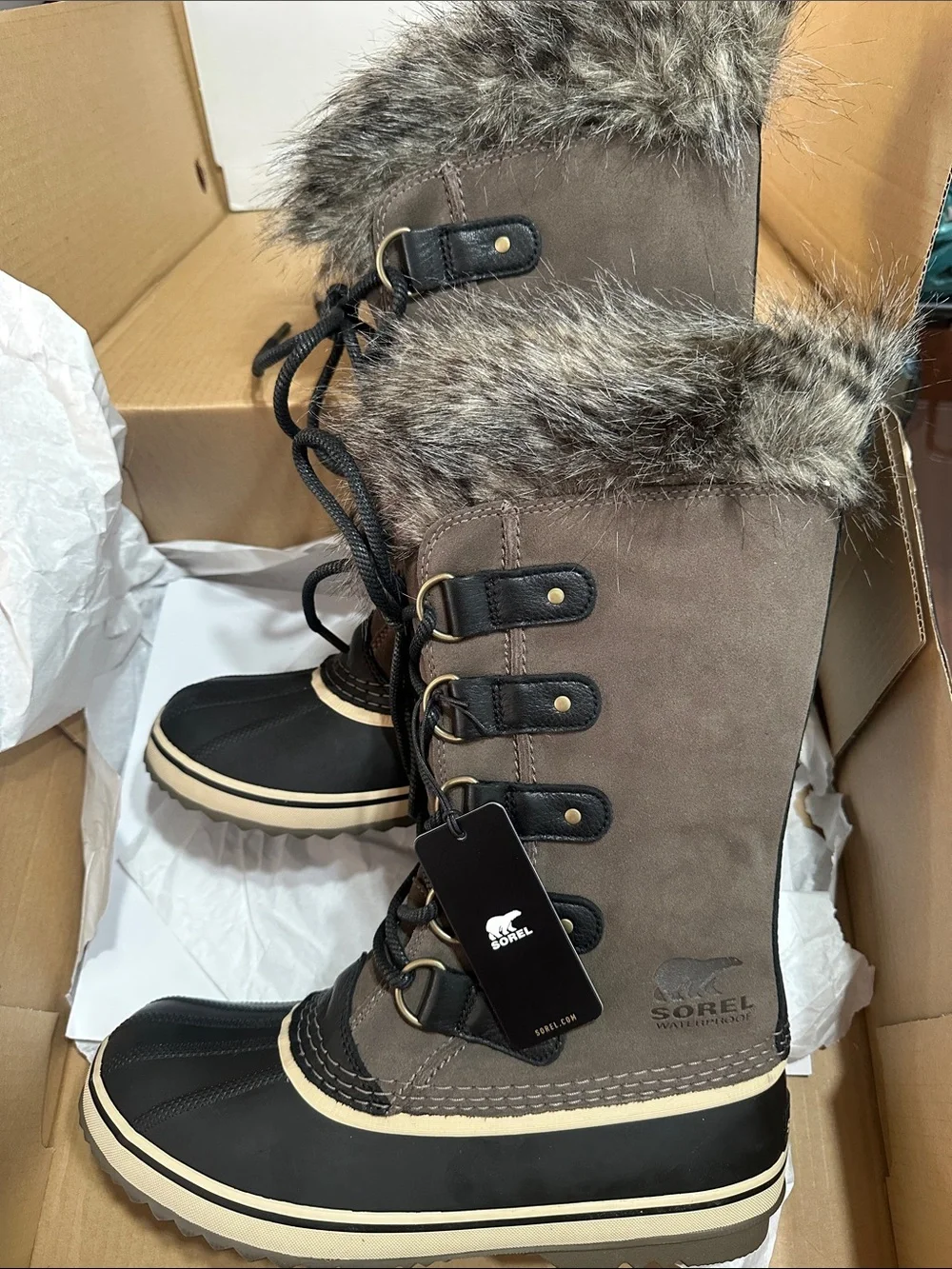 Sorel Joan of Arctic Brown and Black Lace-Up Fur-Trim Winter Boot
